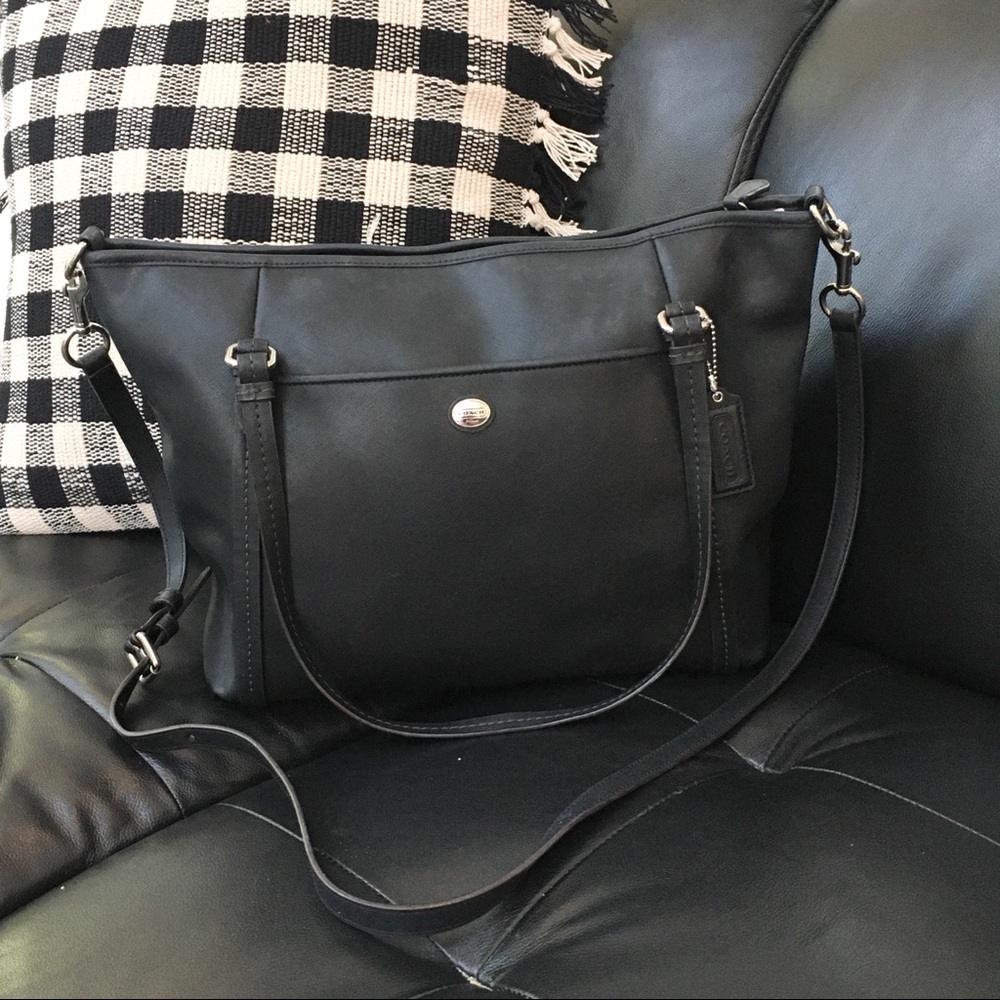 Coach Peyton Leather Black Tote Crossbody F25667